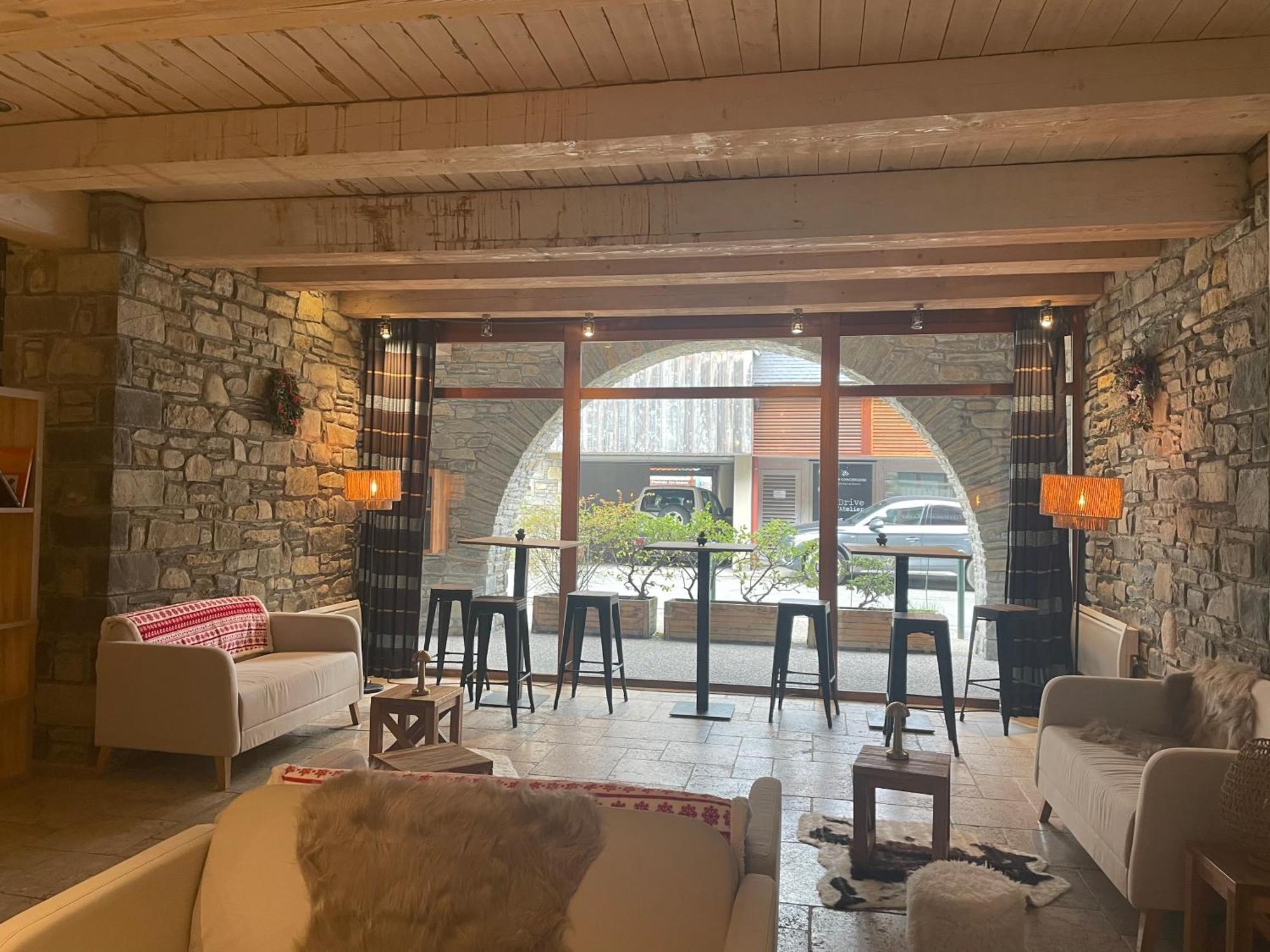 Appartements Avec Piscine Interieure Sauna Parking Etage 1 Au Centre Du Village Dans Residence Cami Real Saint-Lary-Soulan Buitenkant foto