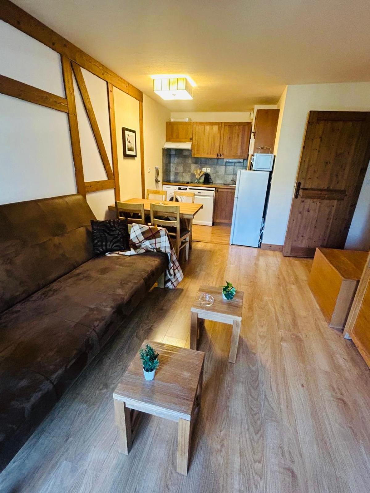 Appartements Avec Piscine Interieure Sauna Parking Etage 1 Au Centre Du Village Dans Residence Cami Real Saint-Lary-Soulan Buitenkant foto